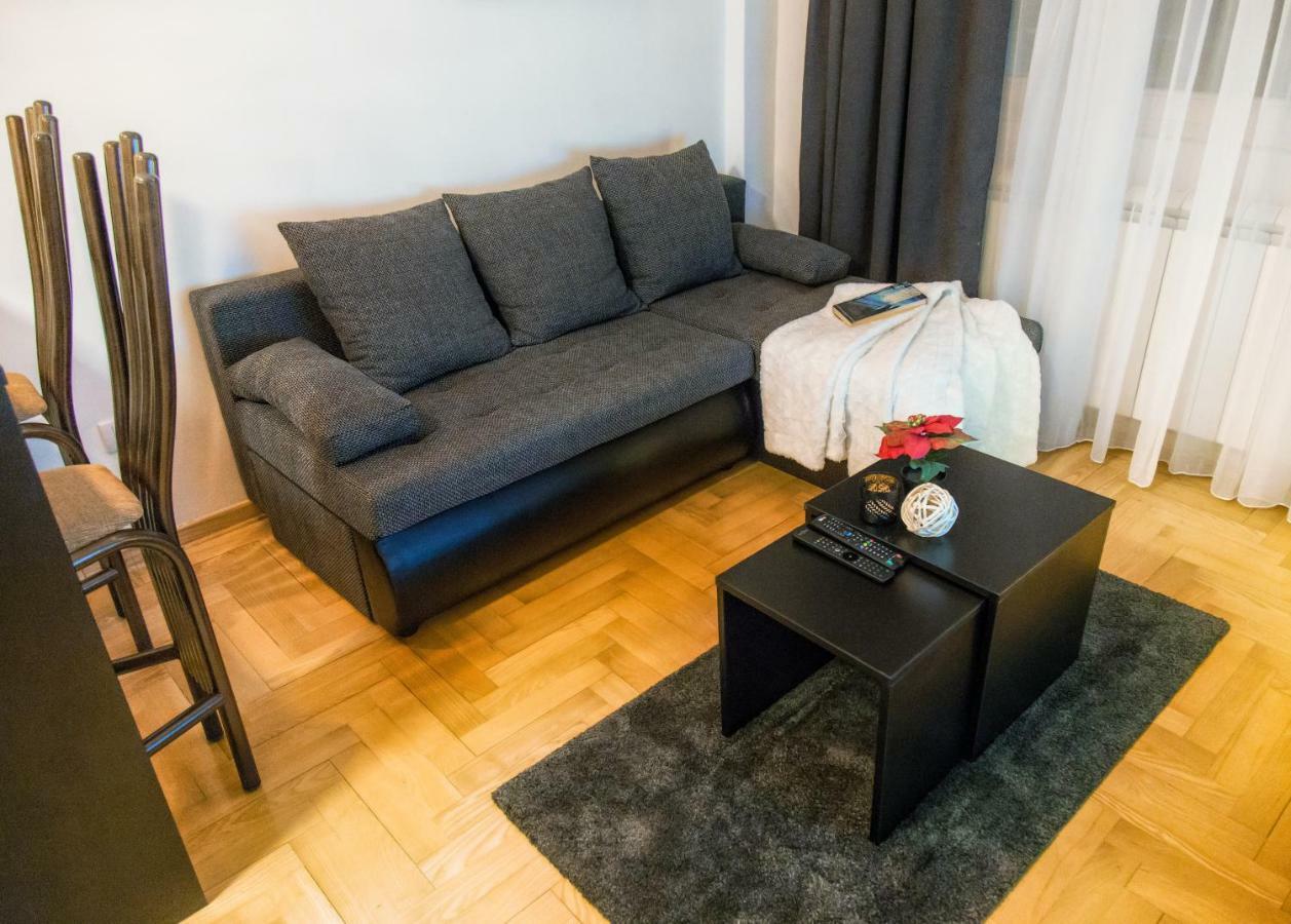 Africa Apartment Belgrado Buitenkant foto