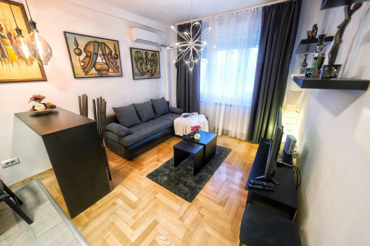 Africa Apartment Belgrado Buitenkant foto